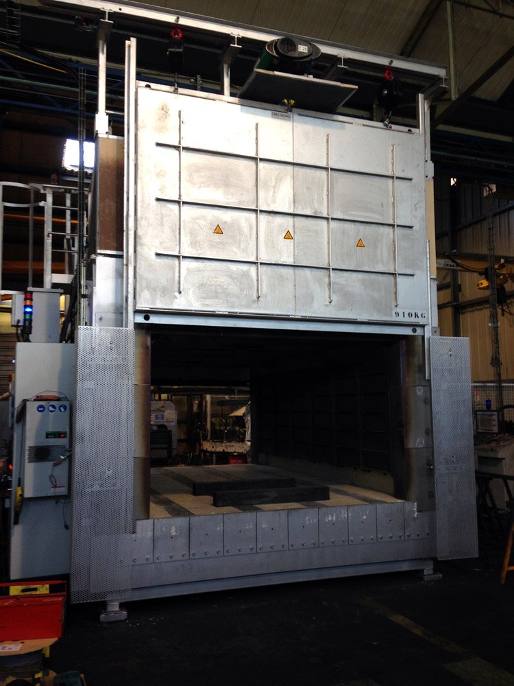 Frama vente et fabrication de Four de forge électrique de préchauffage de pièces aluminium  et titane classe 3